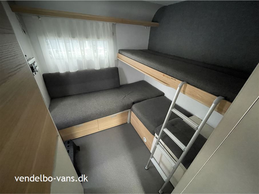 Adria Adora 673 PK Twin